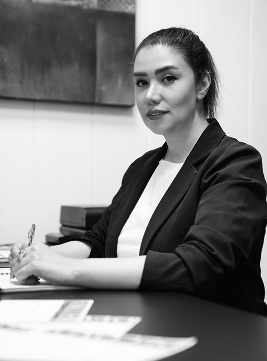 Mahsa Shaker 